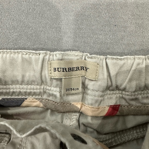 Kid’s Burberry pants - Picture 4 of 4